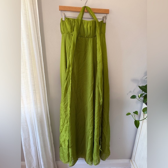 Lovers and Friends Estelle Gown in Pear Green - Picture 2 of 6